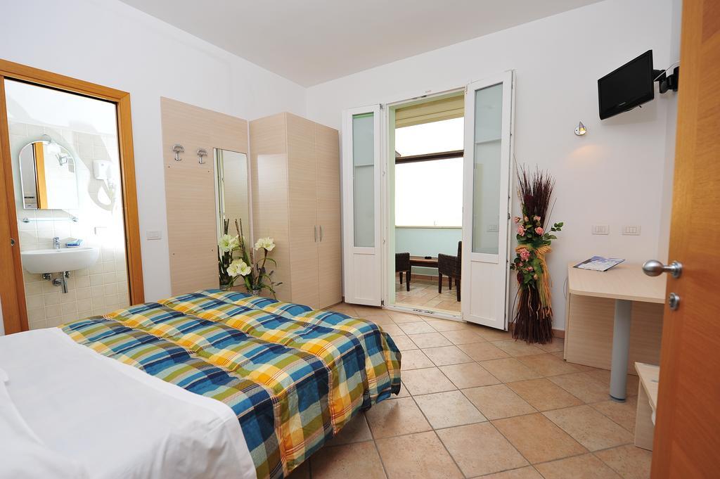 Hotel Aurora San Vincenzo Quarto foto